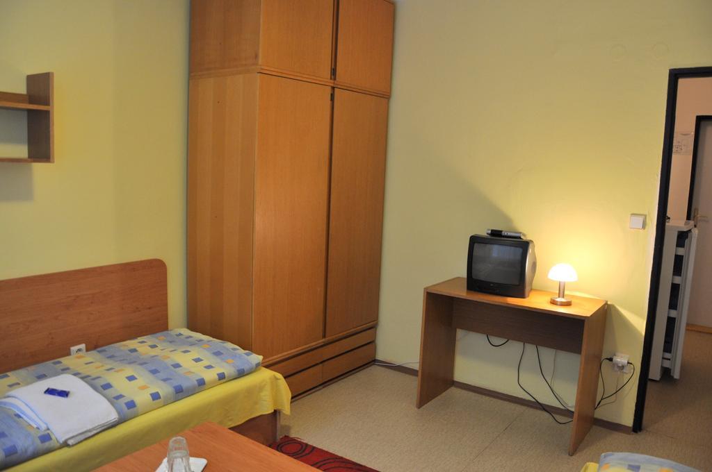 Hotel Komarov Brno Exterior photo